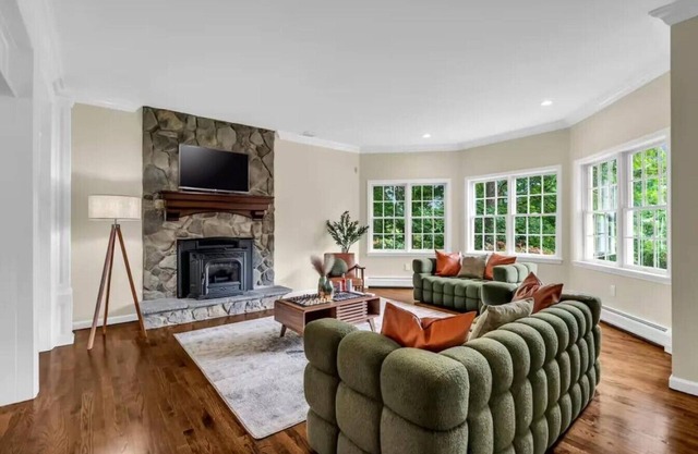 Luxury 5-Bdrm Getaway Near West Point