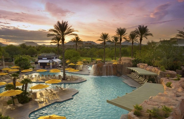 Luxury accommodations at Marriott Canyon Villas! 2 bed/2 bath Villa. Book Now!