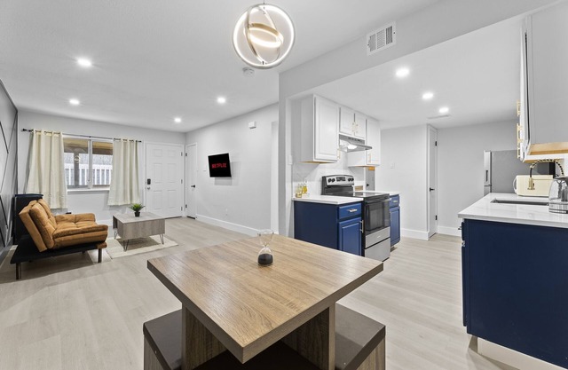 Luxury Apartment In South Austin-6 MIN to Downtown