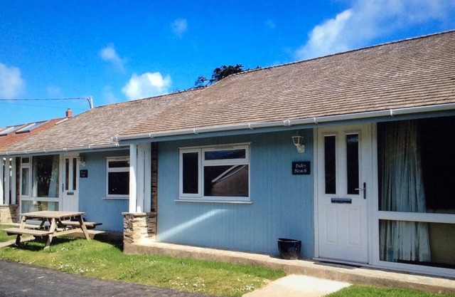 Luxury beach cottage only 100 meters from the beach in Polzeath. Sleeps 4