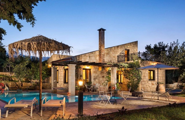 Luxury Crete Villa | Villa Petra Amanda | 4 Bedroom | Private Pool | Maza