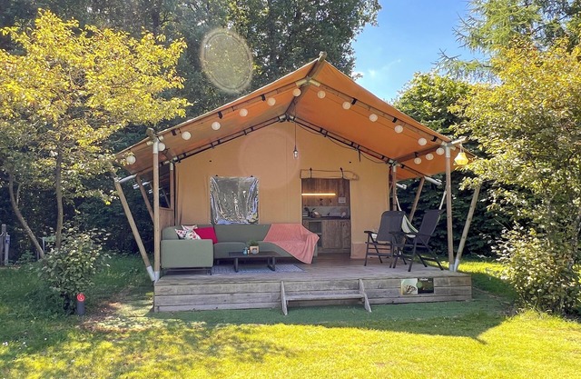 Luxury Glamping in the Veluwe on beautiful park