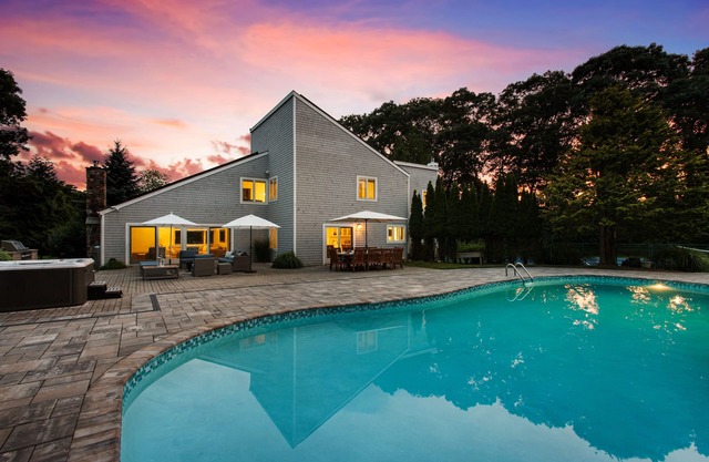Luxury Hamptons Dream Retreat | Pool, Hot Tub, Tennis, Fire Pit | Close to Beach
