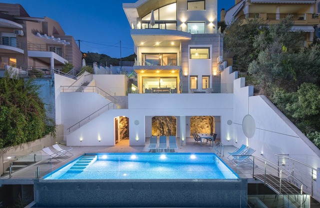 Luxury Living with a Pool by the Sea