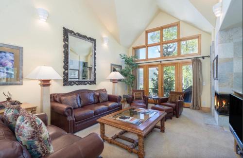 Luxury Lodge with Breathtaking Views