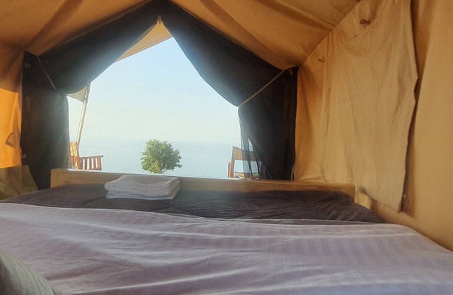 Luxury private tented camp with Lake views