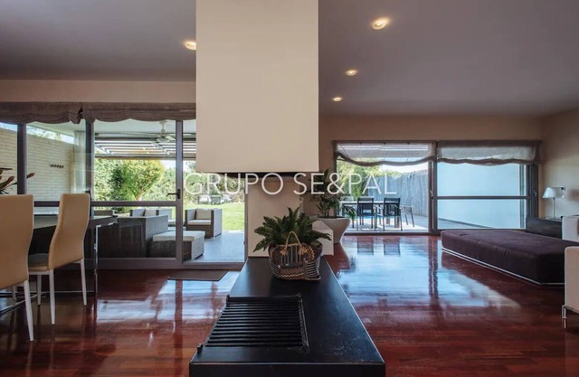 Luxury Property overlooking the 13th Fairway