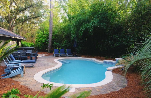 Luxury Ranch Home, Hot Tub, Arcade, Pool