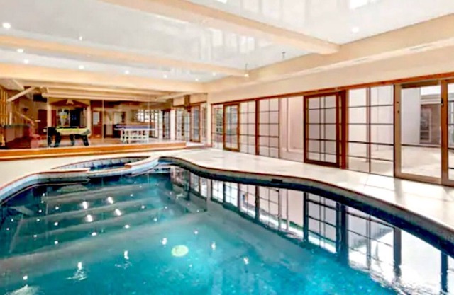 Luxury Resort Style Home with plenty of activities for young and old -Warrandyte