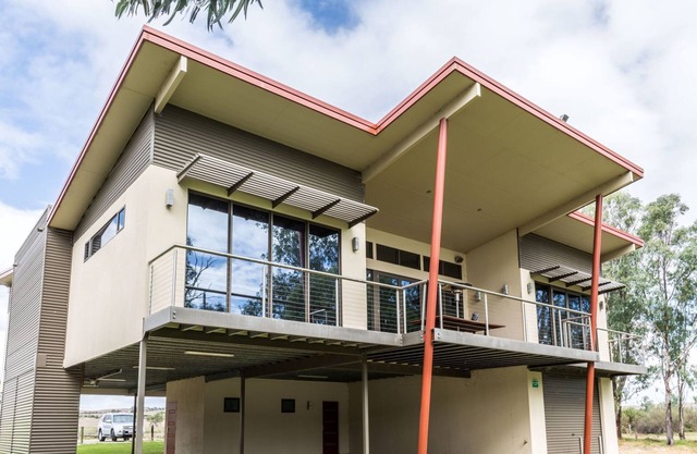 Luxury River Side House - Bowhill