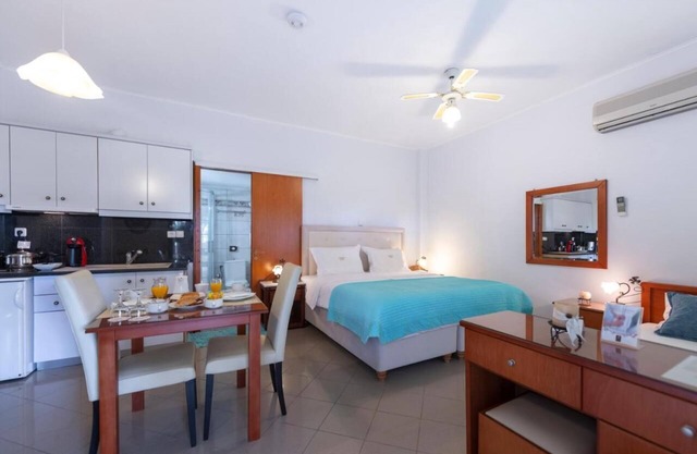 Luxury Triple Apartment with Yard in front of the sea at Kalo Nero Kyparissia