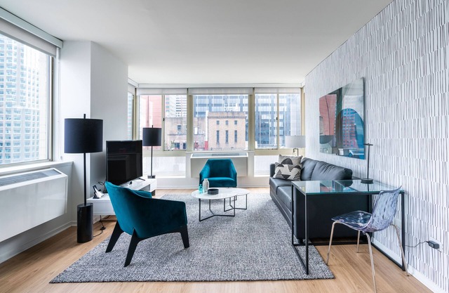 Luxury Two Bedroom in Midtown West Location