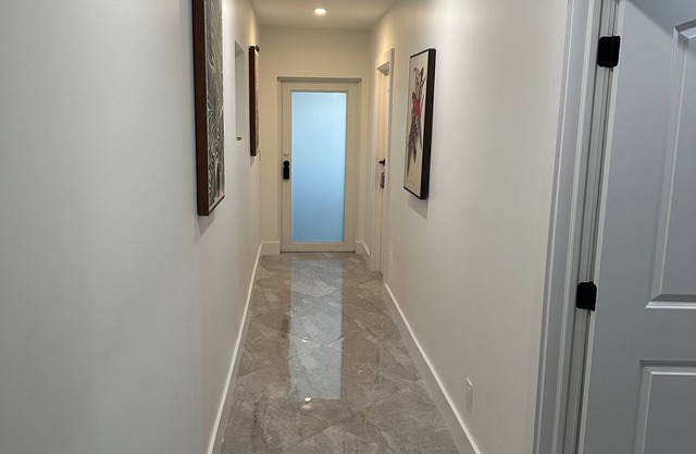 Luxury unit B
