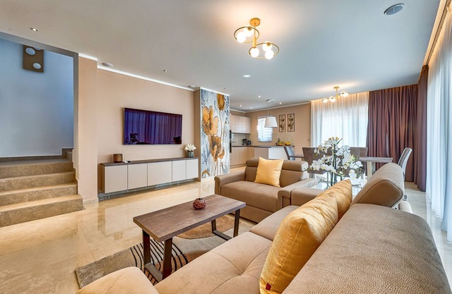 Luxury villa with a swimming pool Brgod, Raša (K-22689)
