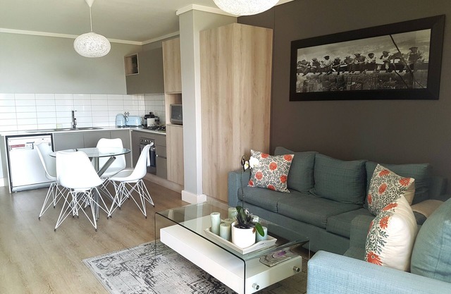LUXURY WATERS EDGE APARTMENT, CENTURY CITY, C.T.