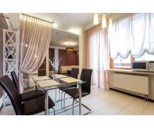 Lyapunova Atmospheric Apartment
