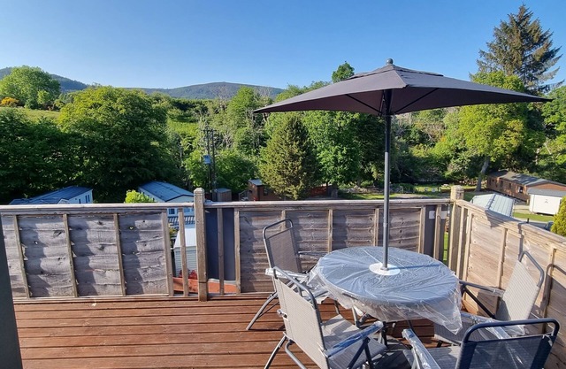 Lynton lodges
