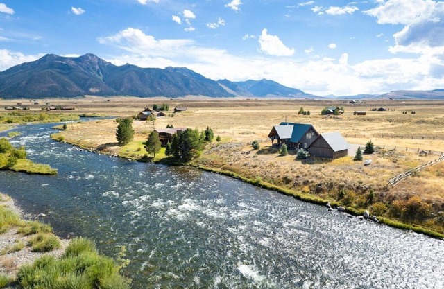 Madison River Retreat