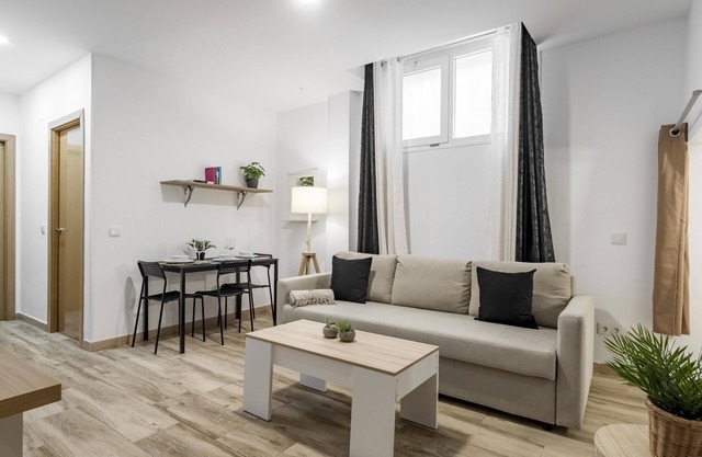 Madrid Numancia II - 1-Bedroom Apartment