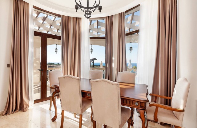 Magnificent Luxury Villa with Private Pool and Super Sea/Mountain Views