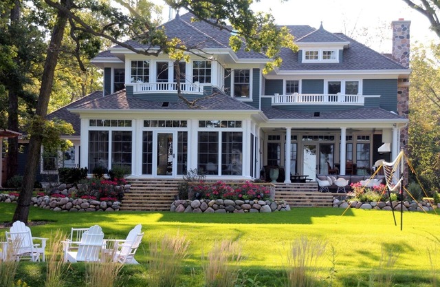 MAGNIFICENT OCONOMOWOC LAKE HOME AWAITS YOU!
