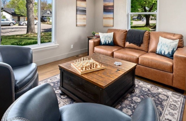 Magnolia Hideaway | Pet Friendly w/Fireplace