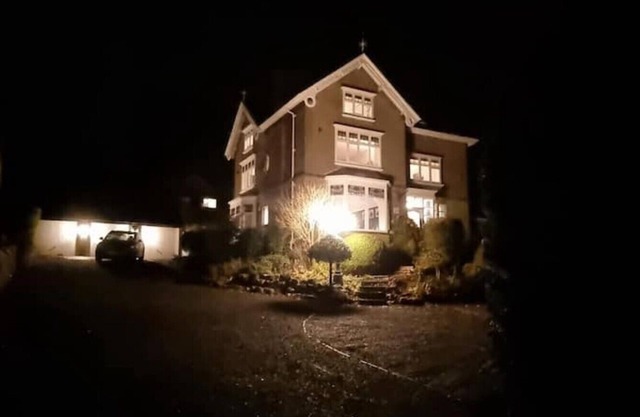 Mainsfield House 8 Bedroom Luxury Holiday Home With A Hot Tub