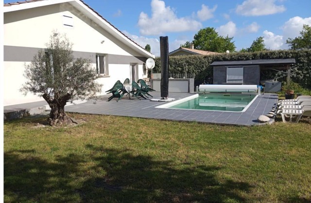Maison 7 Personnes sur Terrain 1000m Avec Piscine Chauffée