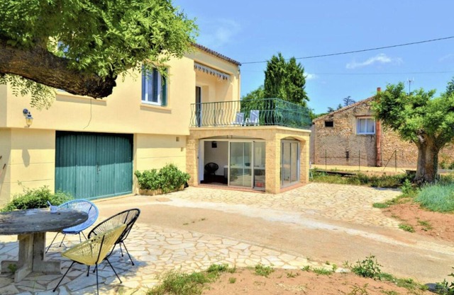 Maison de Vacances Avec Jacuzzi