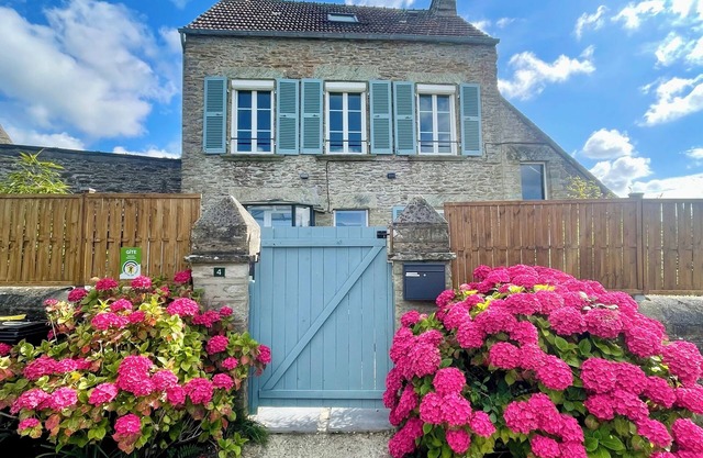 Maison Typique Proche de la mer Avec Jardin Clos, Animaux Acceptés !