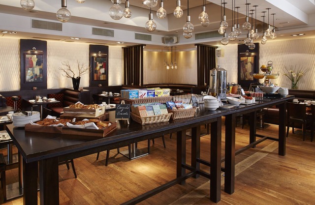 Mandolay Hotel Guildford