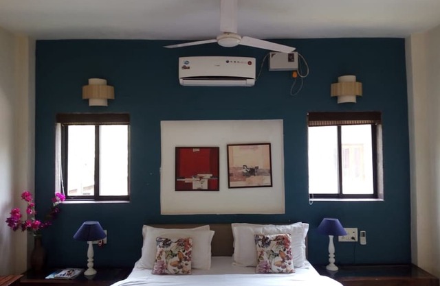 Mango Beach House Kihim Alibaug