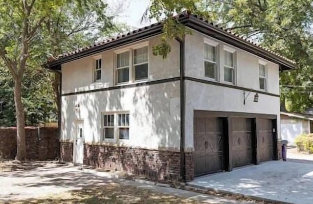 Manhattan Home, Carriage House