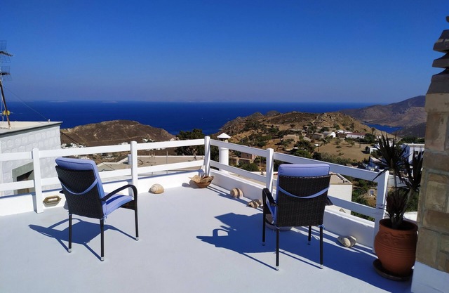 Manos house in Chora