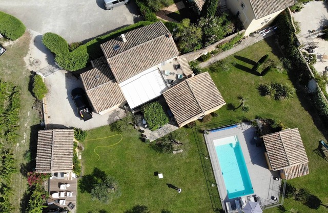 Mansion - St laurent des arbresHouse with garden