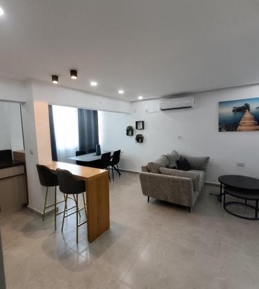 marom apartment