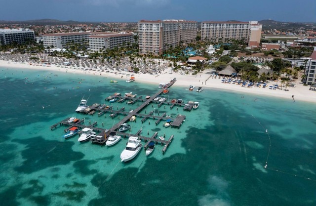 Marriott Aruba Surf Club 