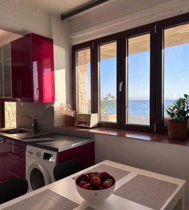 Marvel Sea View 3