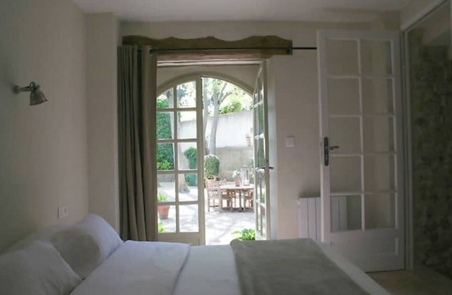 Mas d'Oléandre (5 km from Uzès) - Paulownia cottage