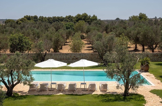 Masseria Cisterna Rossa