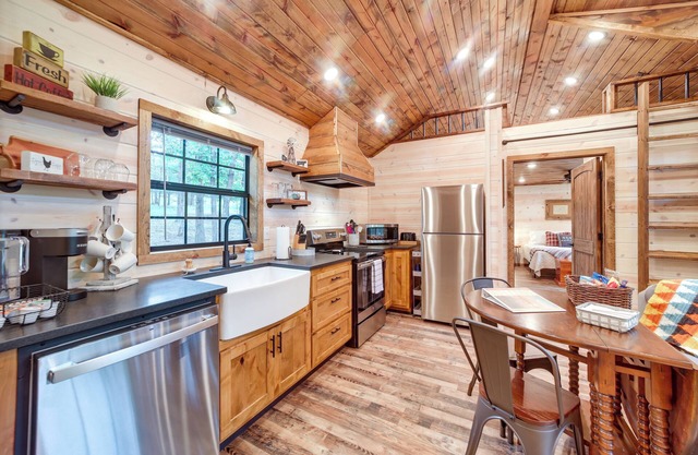 McAlester Vacation Rental w/Private Hot Tub