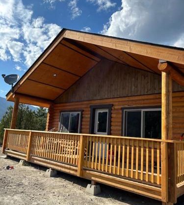 McDonald Cabin #2 next to YNP