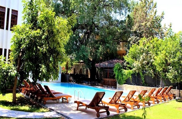 Mese Hotel