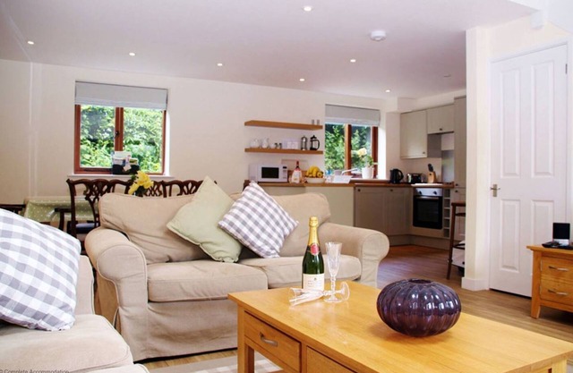 Middledown - a cottage that sleeps 7 guests in 3 bedrooms