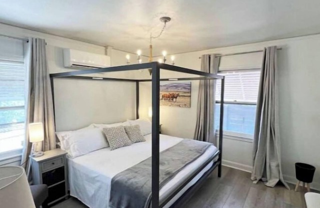 MidTown Reno Plumas Bungalow