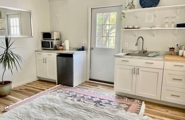 Mina House: Tiny Cottage Vibes in East Austin