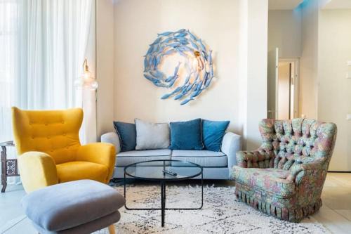 Mini penthouse and 3bdr apartment in the Flea Market in Jaffa Tel Aviv