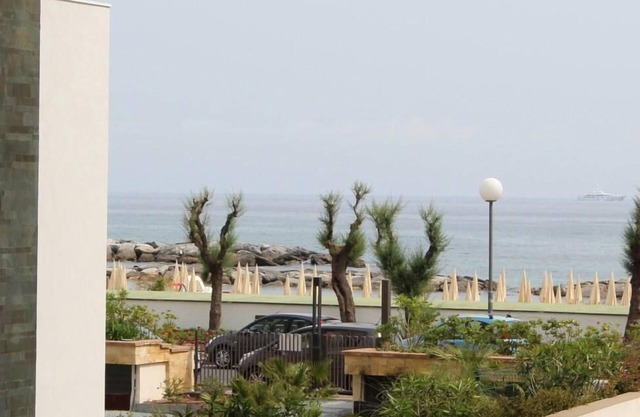 Miramare 2 appartamento trilocale in complesso residenziale