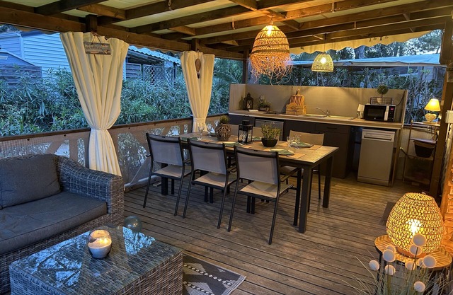 MOBILE HOME 150 m PAMPELONNE BEACH -SAINT TROPEZ- Toison d'Or 5 stars