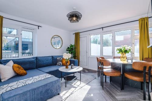 Modern 3BED - Liverpool Centre - Parking - Sleep 5
